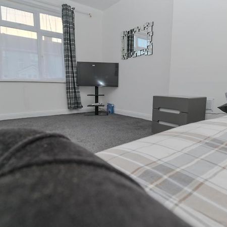 The House Apartamento Barking  Exterior foto